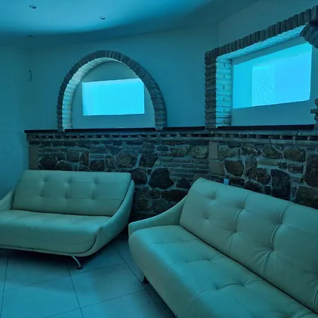 Arian Mit Tollem Meeresblick Und Luxusausstattung In Gialasi エピダウロス