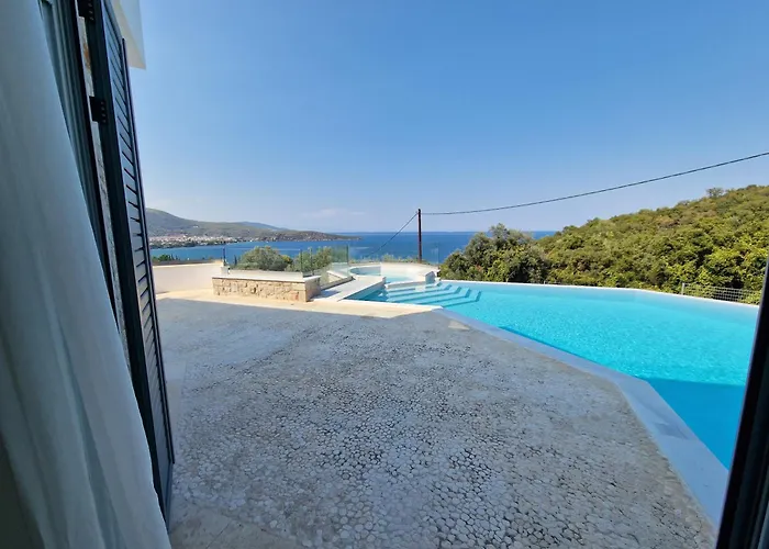 Arian Mit Tollem Meeresblick Und Luxusausstattung In Gialasi *