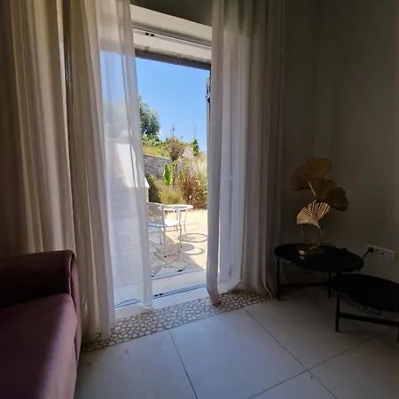 Arian Mit Tollem Meeresblick Und Luxusausstattung In Gialasi