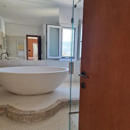 Arian Mit Tollem Meeresblick Und Luxusausstattung In Gialasi Villa Epidaurus