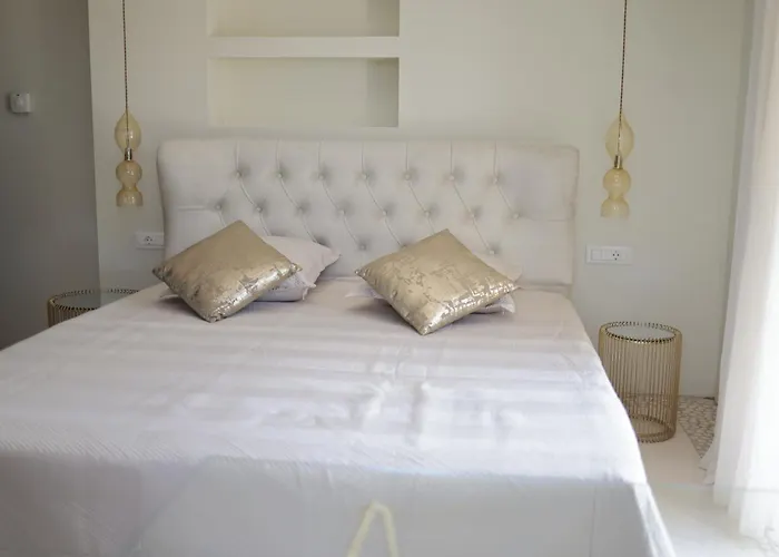 Arian Mit Tollem Meeresblick Und Luxusausstattung In Gialasi Epidaurus