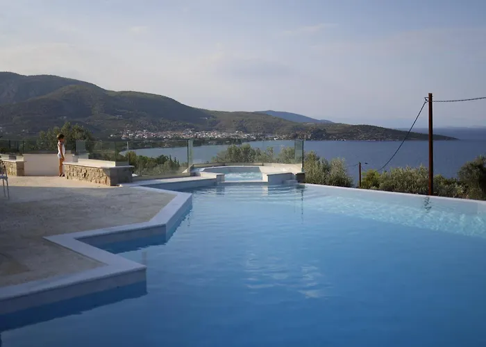 Arian Mit Tollem Meeresblick Und Luxusausstattung In Gialasi * Epidaurus